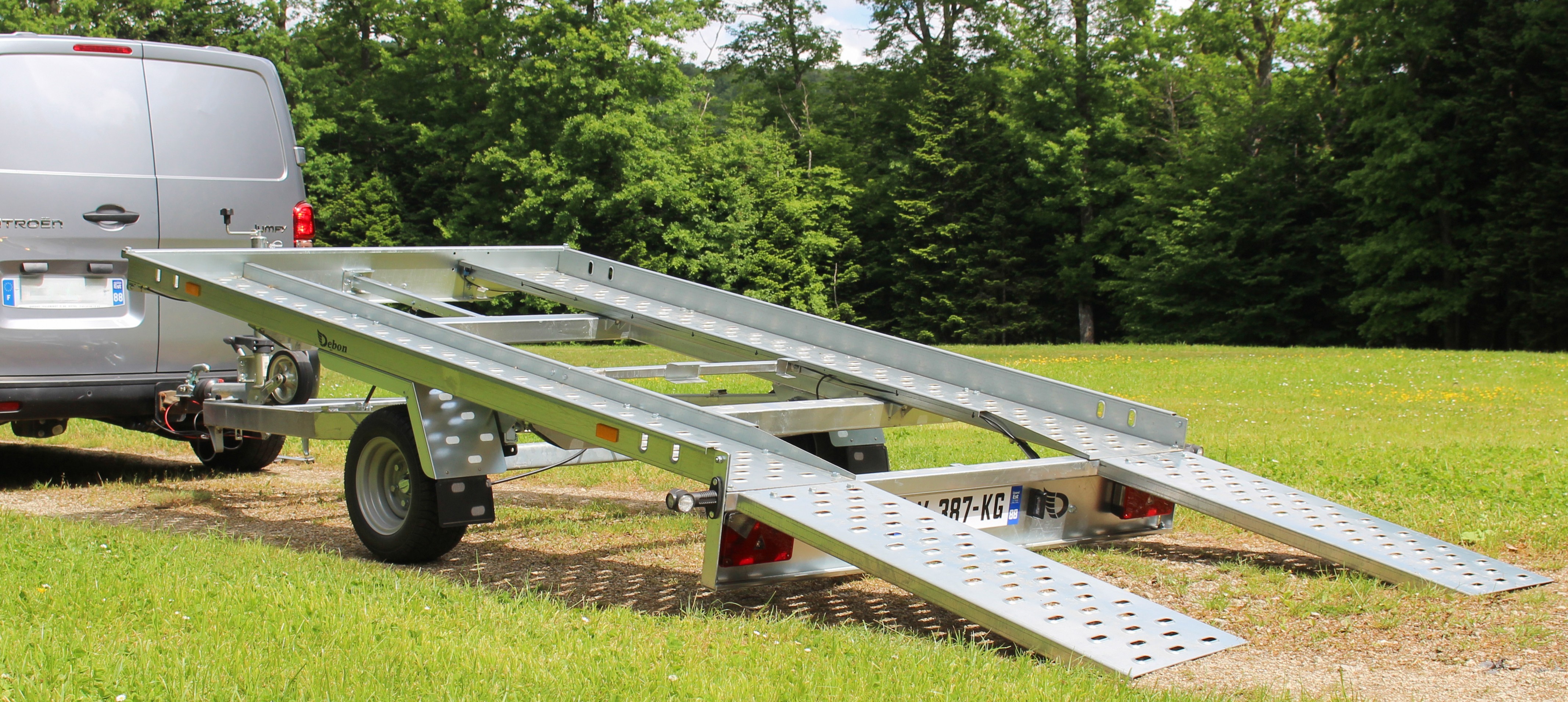 Jednoosý autopřepravník 400